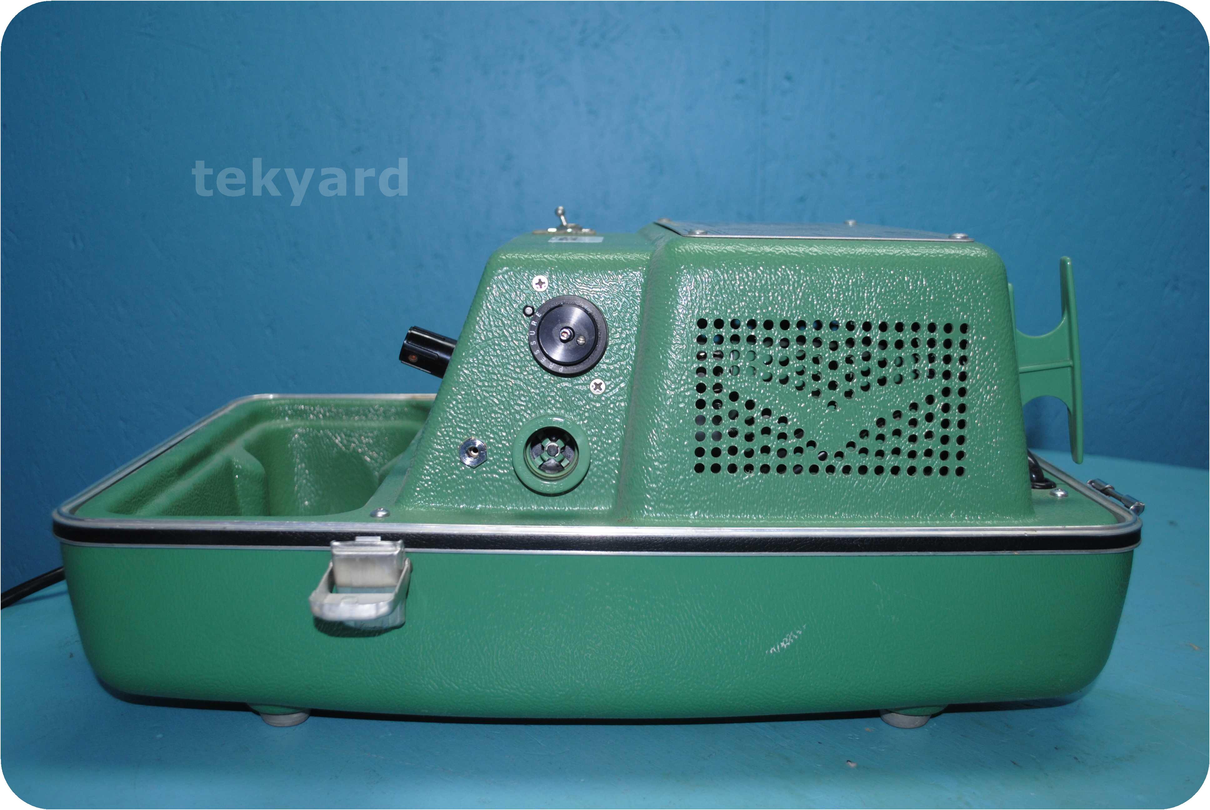 tekyard, LLC. - 54235-Portabird 5400 Portable Ventilator