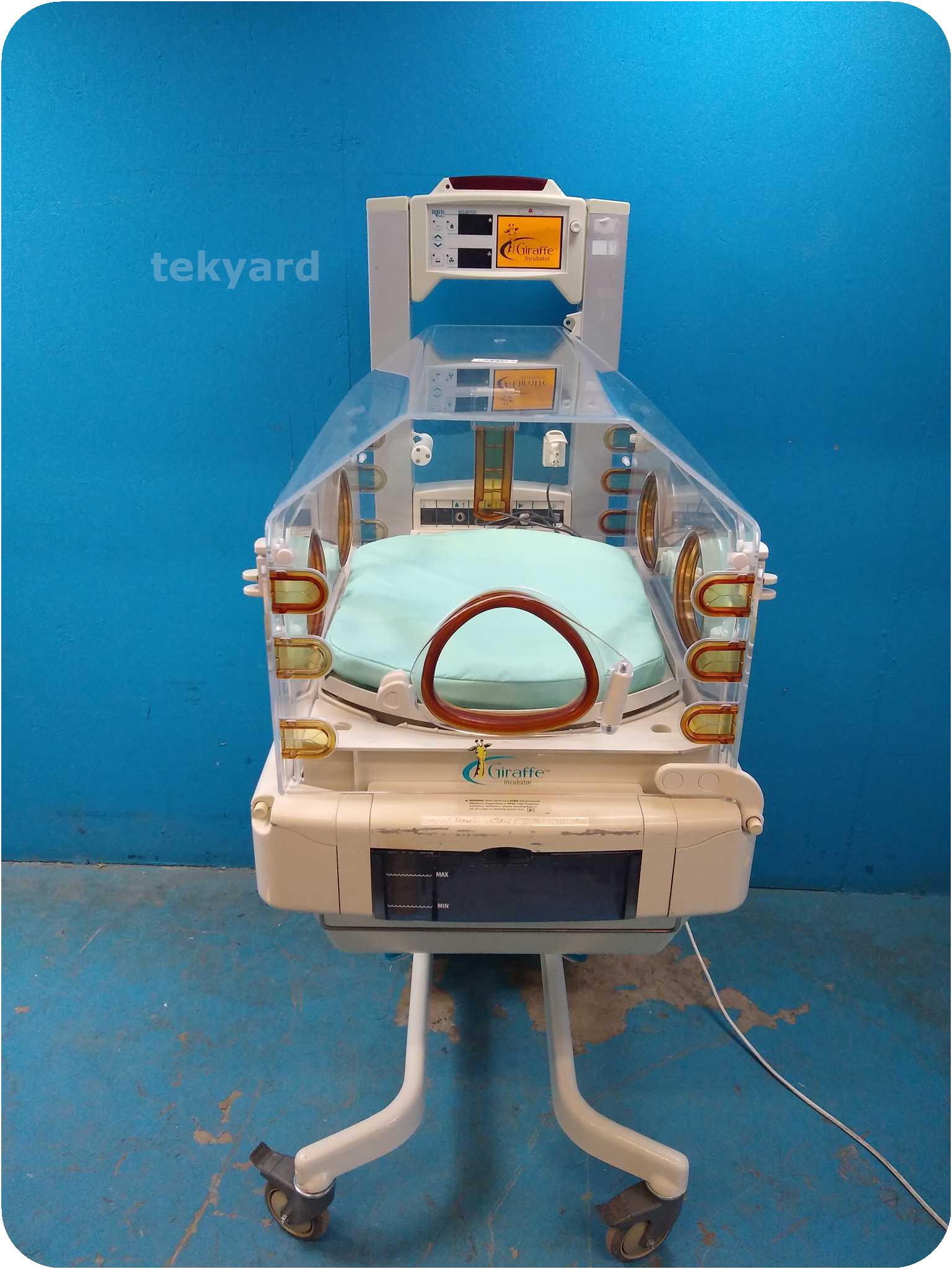 tekyard, LLC. - 321580-Ohmeda Medical Giraffe Omnibed Infant Incubator