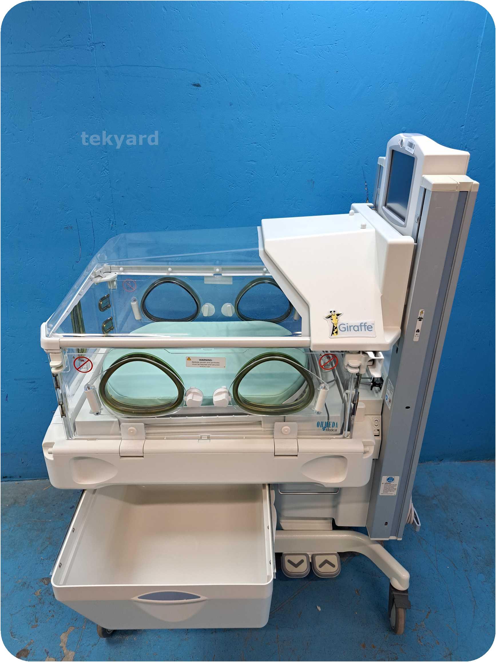 tekyard, LLC. - 329234-Ohmeda Medical Giraffe Omnibed Infant Incubator